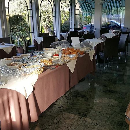 Hotel La Villa Gravedona Exterior photo
